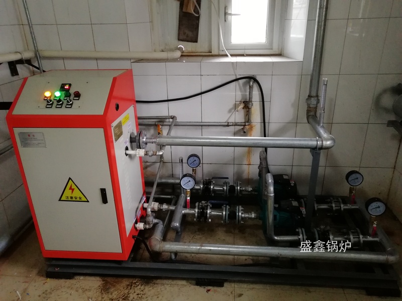 電熱水鍋爐洗浴用水現場安裝圖片